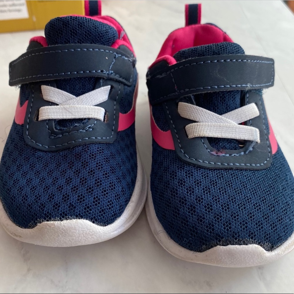 Kid's blue, white and pink athletic shoes - Picture 4 of 7
